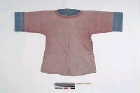 藏品(紅地藍邊女衫)的圖片